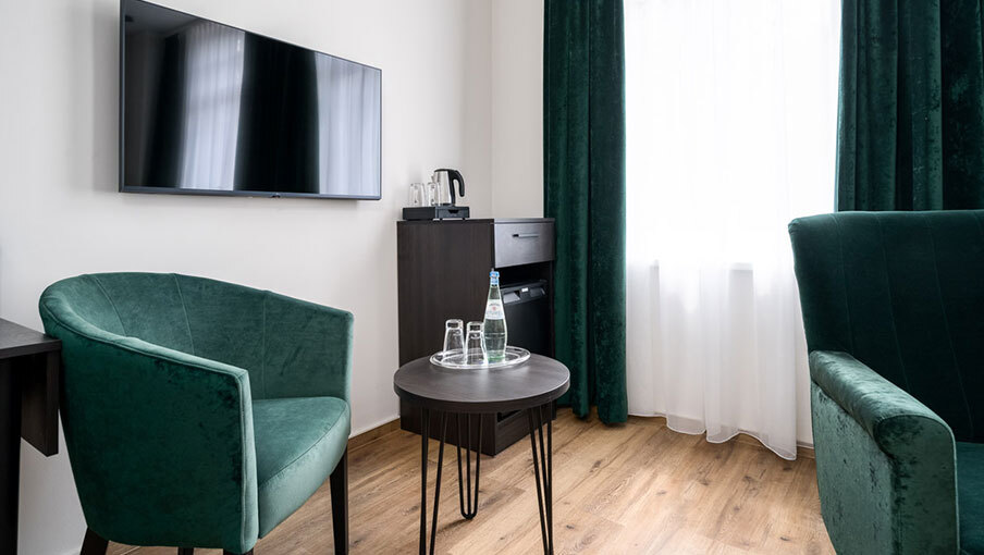 Urlaub an der Müritz in modernen Hotelzimmern Moderne Hotelzimmer im Seehotel Ecktannen